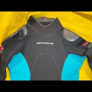 COPY - Pinnacle women’s  wet suit